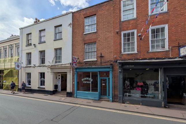 OLD STREET, UPTON UPON SEVERN 3 bed terraced house for sale