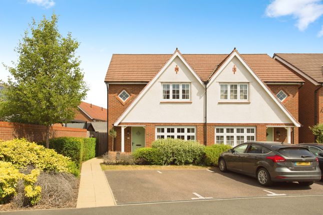 3 bedroom semi-detached house for sale