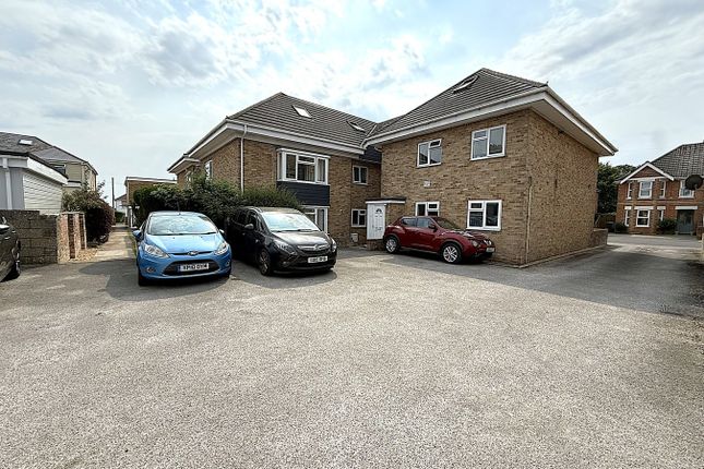 57 Croft Road, Parkstone, Poole, BH12 1 bed apartment for sale