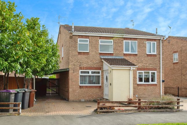 2 bedroom semi-detached house for sale