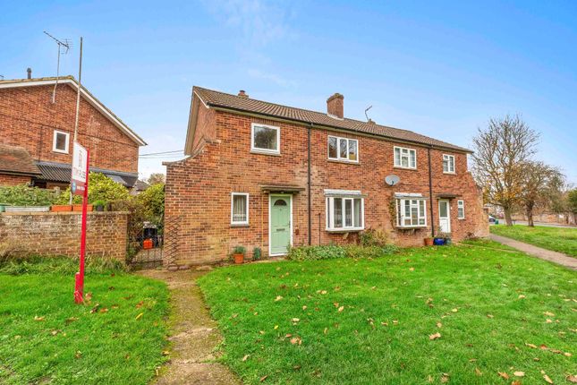 Misbourne Drive, Great Missenden HP16 3 bed semi