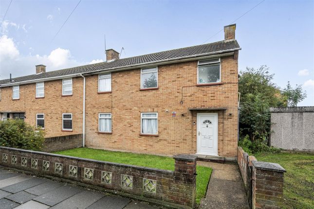 Meadfield, Edgware 3 bed end of terrace house for sale