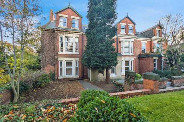 6 bedroom flat for sale