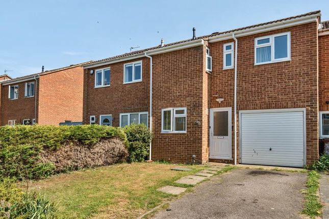 Bicester,  Oxfordshire,  OX26 3 bed terraced house for sale