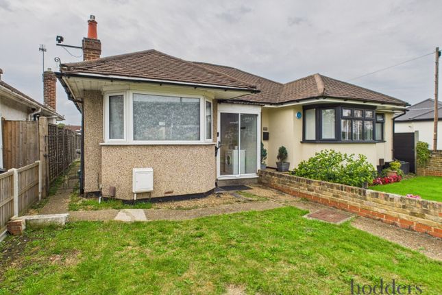 Fordwater Road, Chertsey, Surrey, KT16 2 bed bungalow for sale