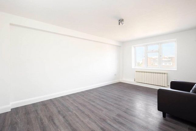Shiraj Tower, 201 Commercial Road... 2 bed flat for sale