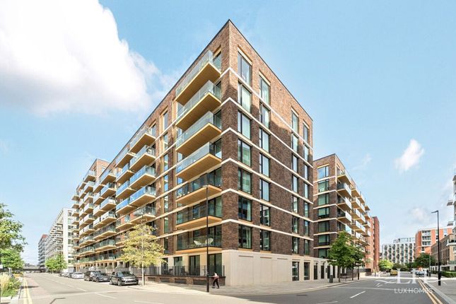 John Cabot House, London 1 bed apartment for sale