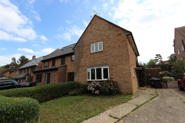 Glenbrook South, Enfield 3 bed semi