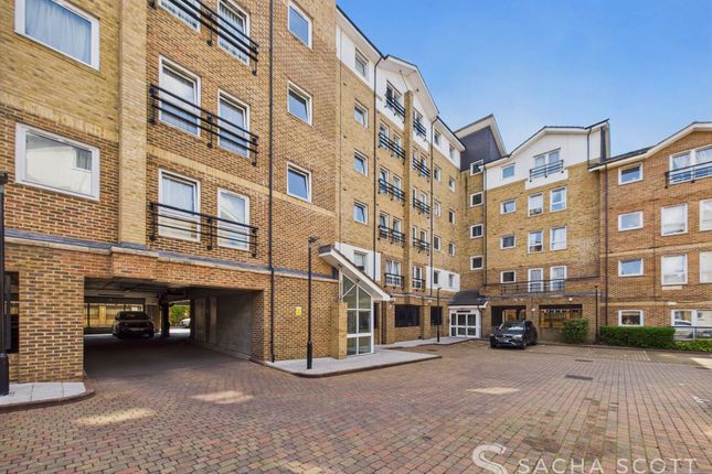 Melbourne Road, Salisbury House, SM6 2 bed apartment for sale