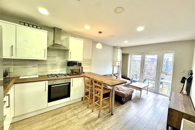 2 bed maisonette