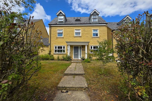 Stone Close, Corsham SN13 5 bed detached house for sale