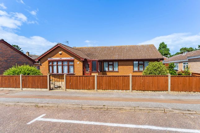 Beeching Drive, Gunton 3 bed detached bungalow for sale