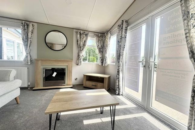 2 bed mobile/park home