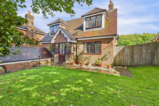 Brighton Road, Coulsdon CR5 4 bed detached house for sale