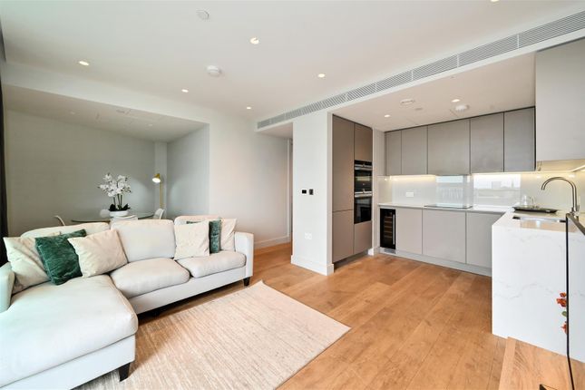 3 Canalside Walk, London, W2 2 bed apartment for sale
