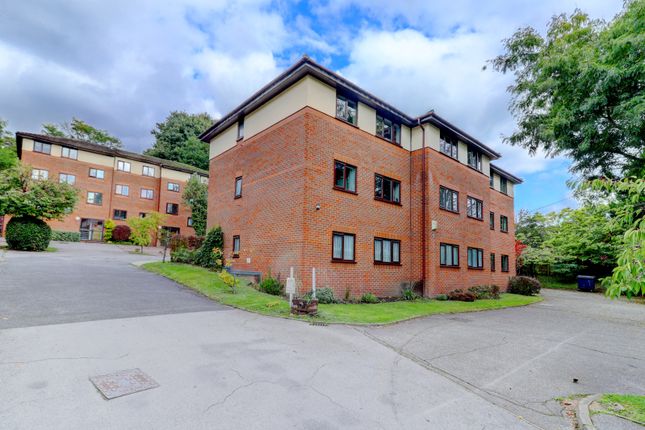 London Road, Buckinghamshire HP11 2 bed apartment for sale