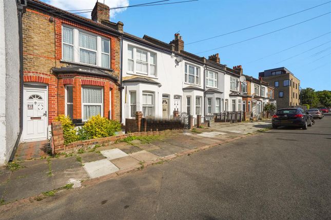 Priory Park Road, Sudbury 3 bed detached house for sale