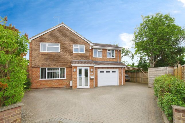 Hardie Close, Swindon SN3 4 bed detached house for sale