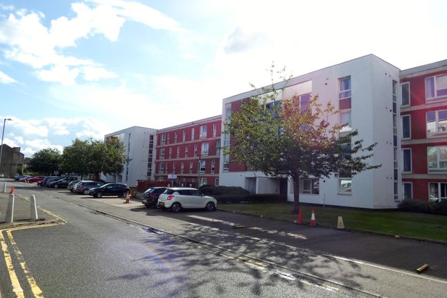 2 bed flat