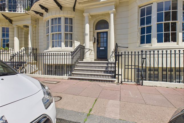 Regency Square, Brighton BN1 1 bed flat for sale