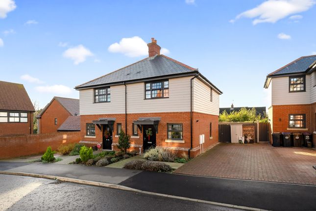 2 bedroom semi-detached house for sale