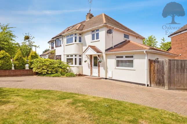 Courtlands Avenue, Langley SL3 4 bed semi