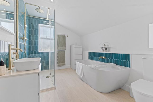 Murray Avenue, Newhaven 2 bed end of terrace house for sale
