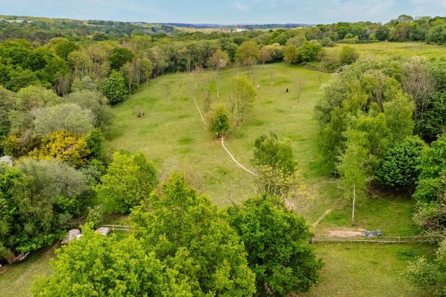 Sandhawes Hill, East Grinstead RH19 3 bed property with land for sale