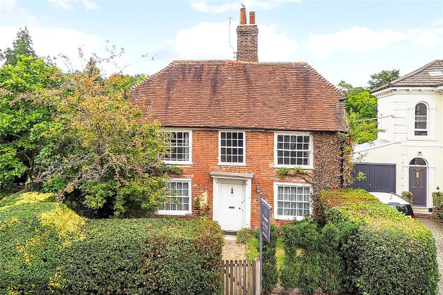 College Street, Petersfield... 3 bed detached house for sale