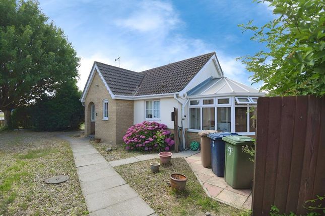 Windmill Gardens, Wisbech... 2 bed detached bungalow for sale