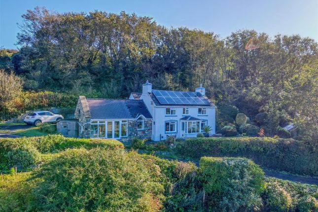 Lower Fishguard 4 bed cottage for sale