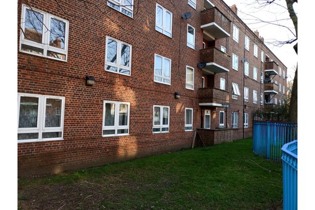 2 bed flat
