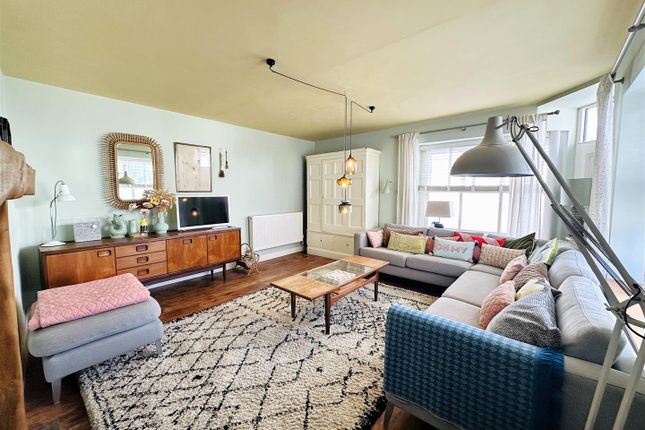 Market Place, Cawood 3 bed townhouse for sale