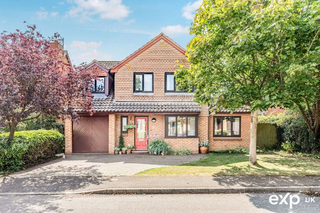 Tate Grove, Northampton NN4 4 bed detached house for sale