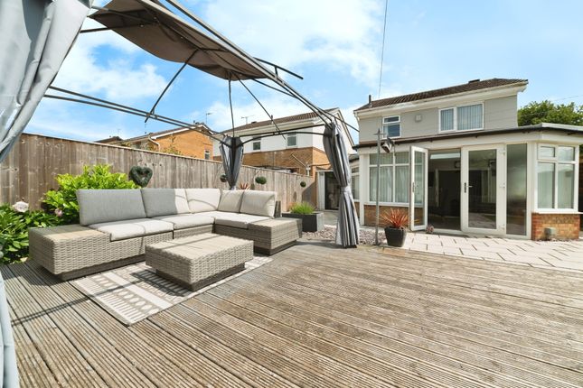 3 bedroom link detached house for sale