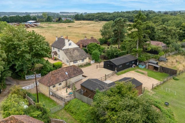 4 bed detached house