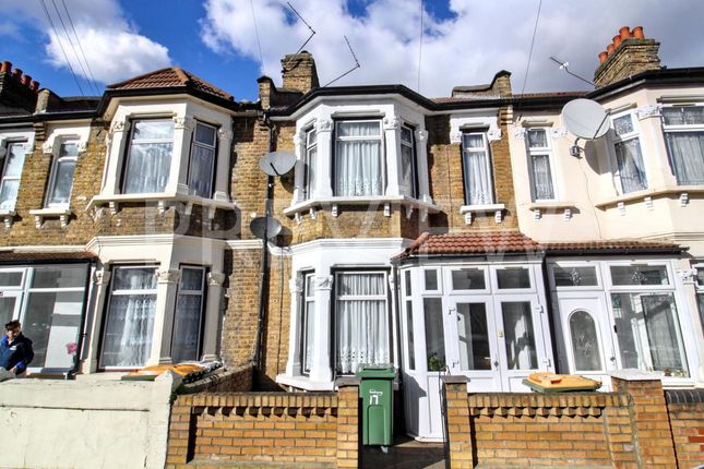 Kempton Road, London, E6 3 bed terraced house for sale