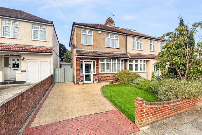 Iris Avenue, Bexley, DA5 3 bed house for sale