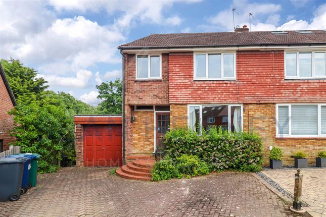 Hyde Close, Barnet EN5 3 bed property for sale