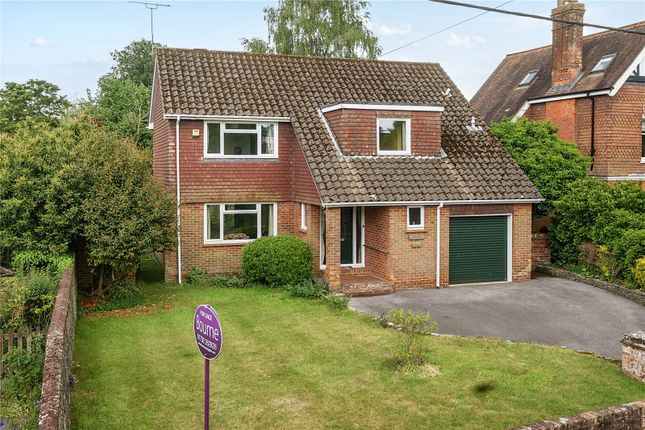 Heath Road, Petersfield, Hampshire, GU31 4 bed detached house for sale