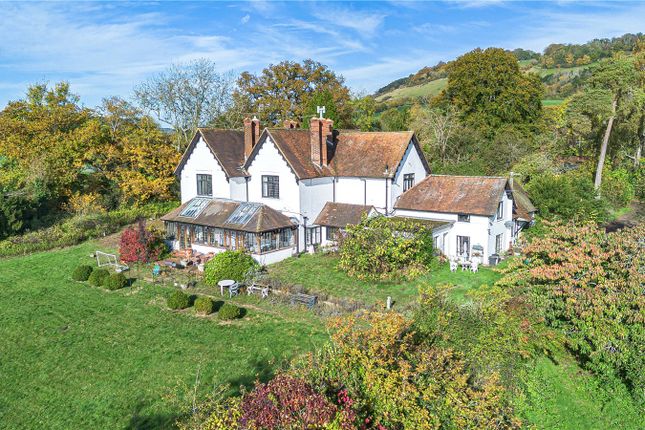 Old Reigate Road, Dorking, Surrey, RH4 8 bed detached house for sale