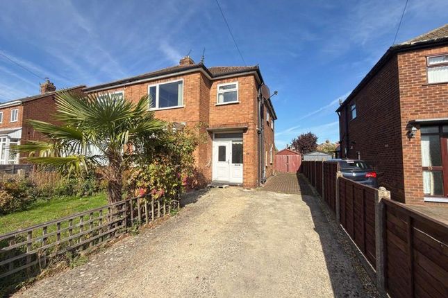 Westerdale Road, Scunthorpe 3 bed semi
