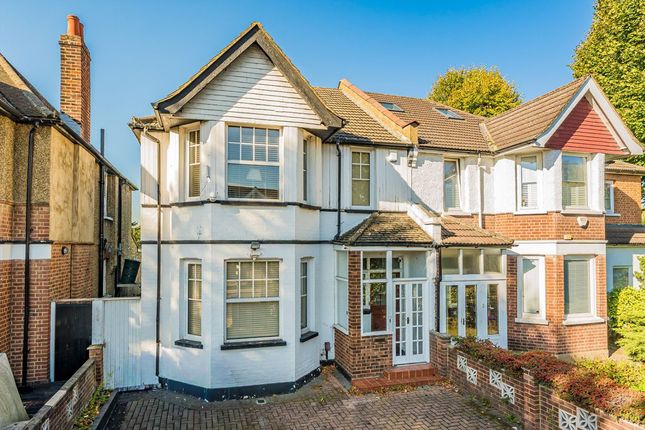 Thornbury Road, Isleworth TW7 4 bed detached house for sale