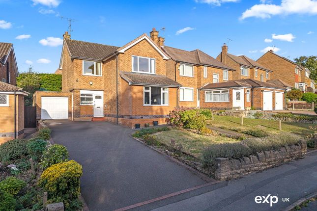 Summercourt Drive, Nottingham NG15 3 bed detached house for sale