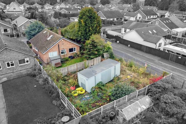 Paddock Close, Calverton 2 bed detached bungalow for sale