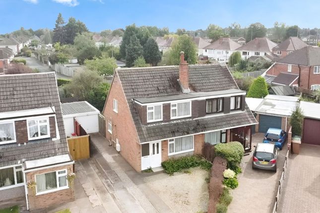 Gardeners Close, Kidderminster DY11 3 bed semi