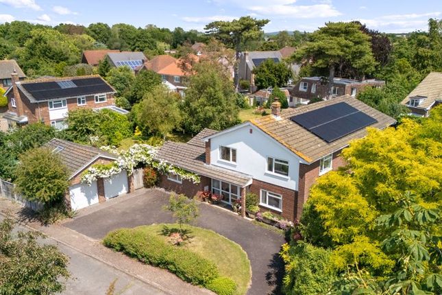 Goodwood Gardens, Chichester 5 bed detached house for sale