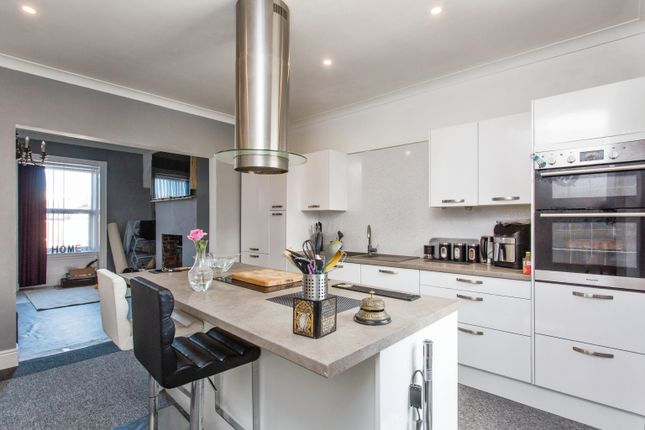 5 bedroom property for sale