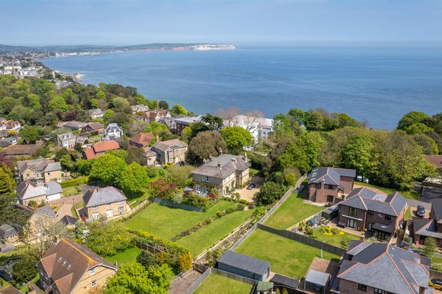 8 bedroom detached house for sale