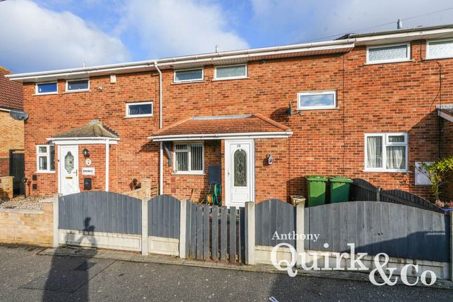 Dinant Avenue, Canvey Island, SS8 3 bed terraced house for sale